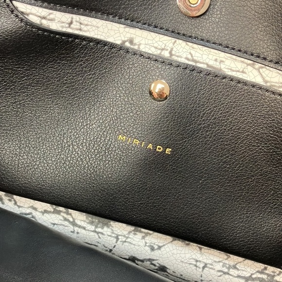 Miriade Medusa Purse - Picture 6 of 9